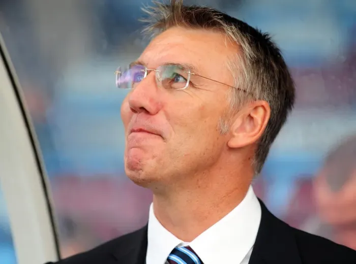 Framed Print : Nigel Adkins Leads Scunthorpe United Against Bristol City in Championship Clash at Glanford Park, September 11, 2010