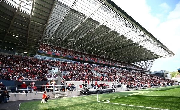 Packed Stands: Intense Rivalry at Ashton Gate - Bristol City vs Birmingham City, Sky Bet Championship