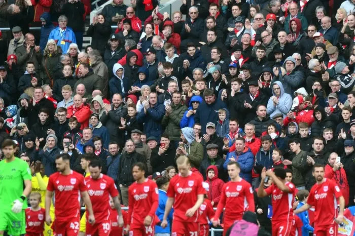 Framed Print : Passionate Bristol City Fans at Ashton Gate during Sky Bet Championship Match against Burton Albion (March 4, 2017) Framed Print : Passionate Bristol City Fans at Ashton Gate during Sky Bet Championship Match against Burton Albion (March 4, 2017)
