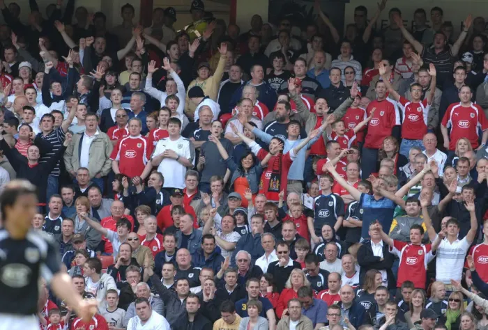 Framed Print : Passionate Bristol City Fans in Full Force at Sheffield United Match Framed Print : Passionate Bristol City Fans in Full Force at Sheffield United Match
