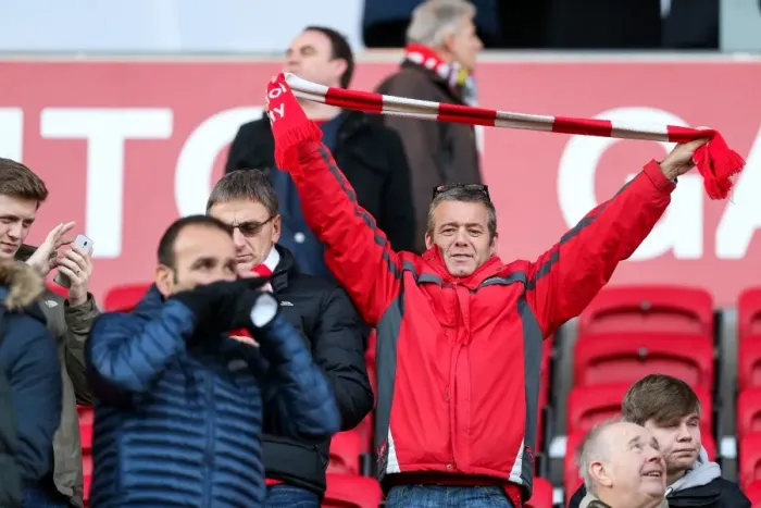 Framed Print : Passionate Bristol City Fans Pack Ashton Gate for Sky Bet Championship Showdown Against Cardiff City