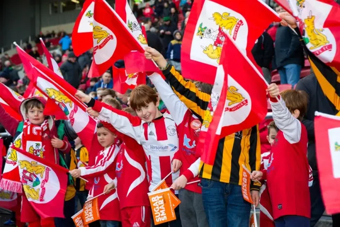 Framed Print : Passionate Bristol City Fans Pack Ashton Gate Stadium for Championship Showdown Against Cardiff City Framed Print : Passionate Bristol City Fans Pack Ashton Gate Stadium for Championship Showdown Against Cardiff City
