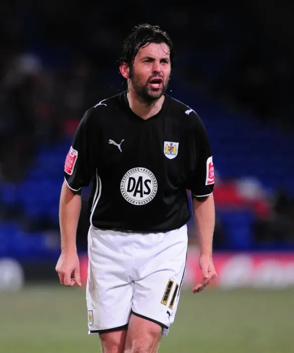 Framed Print : Paul Hartley in Action: Bristol City vs. Crystal Palace, Championship 2010, Selhurst Park Stadium