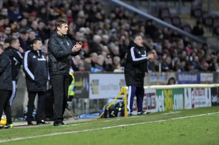 Framed Print : Phil Parkinson Leads Bradford City Against Bristol City, January 2014 Framed Print : Phil Parkinson Leads Bradford City Against Bristol City, January 2014