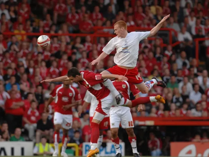 Framed Print : Play-Off Drama: Michael McIndoe in Action for Bristol City vs. Crystal Palace