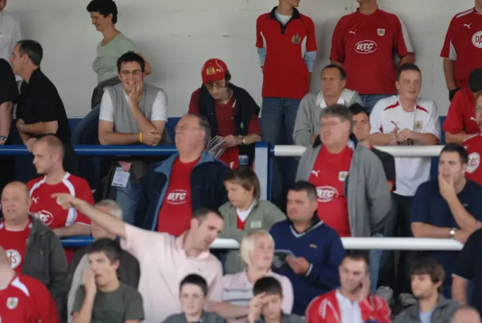 Framed Print : The Powerhouse Clash: Cardiff City vs. Bristol City (Season 08-09)