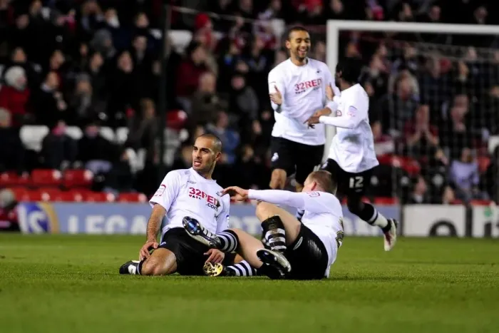 Framed Print : Pratley's Stunner: Swansea's Surprise Victory Over Bristol City in Championship, January 2011
