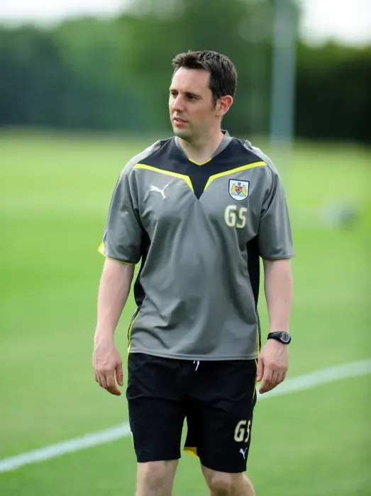 Framed Print : Pre-Season Training: The Road to Glory with Bristol City First Team (09-10) Framed Print : Pre-Season Training: The Road to Glory with Bristol City First Team (09-10)
