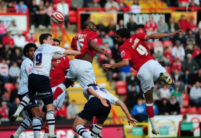 Framed Print : The Rivalry: Bristol City vs Preston North End - Season 08-09 Framed Print : The Rivalry: Bristol City vs Preston North End - Season 08-09