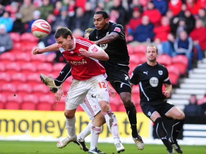 Framed Print : The Rivalry: Middlesbrough vs. Bristol City (Season 09-10) Framed Print : The Rivalry: Middlesbrough vs. Bristol City (Season 09-10)