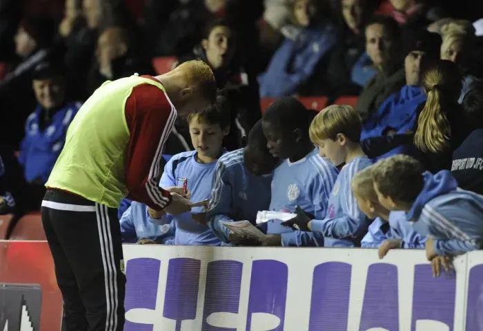 Framed Print : Ryan Taylor Signing Autographs at Ashton Gate: Bristol City vs Crawley Town, 2013 Framed Print : Ryan Taylor Signing Autographs at Ashton Gate: Bristol City vs Crawley Town, 2013