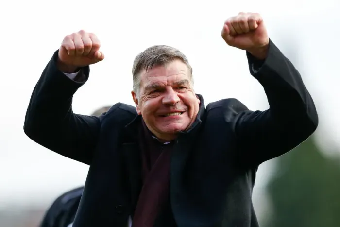 Framed Print : Sam Allardyce Celebrates West Ham's FA Cup Upset Over Bristol City (25.01.2015)