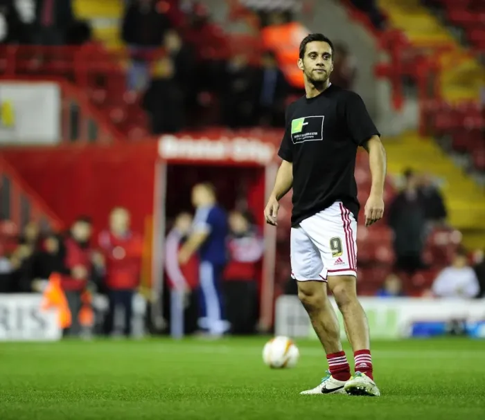 Framed Print : Sam Baldock in Action: Bristol City vs. Brentford, Sky Bet League One (2013)