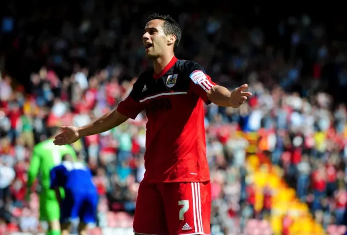Framed Print : Sam Baldock Scores Stunner on Debut for Bristol City Against Cardiff City, Championship 2012 Framed Print : Sam Baldock Scores Stunner on Debut for Bristol City Against Cardiff City, Championship 2012