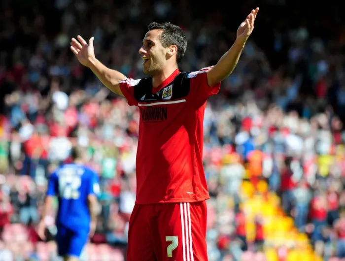 Framed Print : Sam Baldock Scores Thriller on Debut for Bristol City Against Cardiff City, Ashton Gate Stadium (2012) Framed Print : Sam Baldock Scores Thriller on Debut for Bristol City Against Cardiff City, Ashton Gate Stadium (2012)
