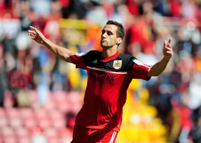 Framed Print : Sam Baldock's Debut Goal: Thrilling Victory for Bristol City over Cardiff