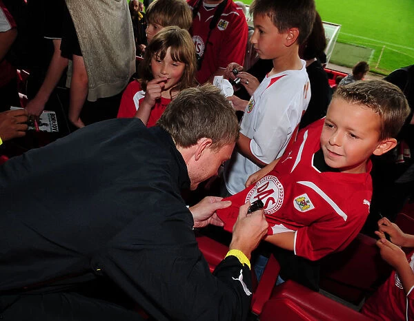 Behind the Scenes: 09-10 Bristol City FC First Team Open Day