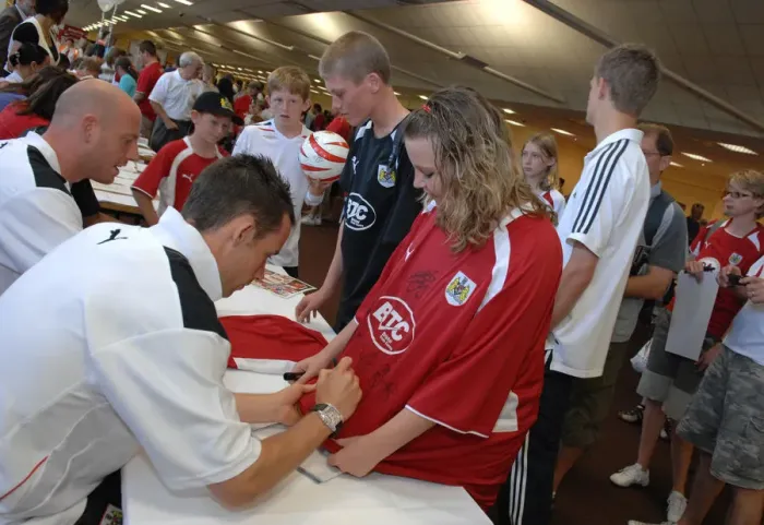 Framed Print : Behind the Scenes: 2008-09 Bristol City First Team Open Day Framed Print : Behind the Scenes: 2008-09 Bristol City First Team Open Day