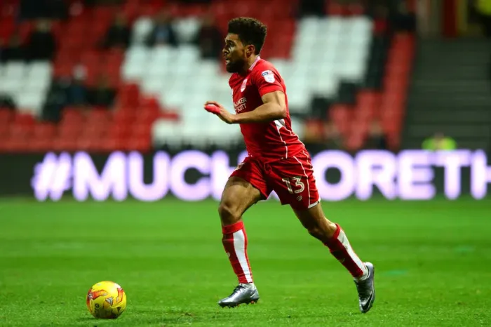 Framed Print : Scott Golbourne in Action: Bristol City vs Brentford, Sky Bet Championship, Ashton Gate, December 13, 2016