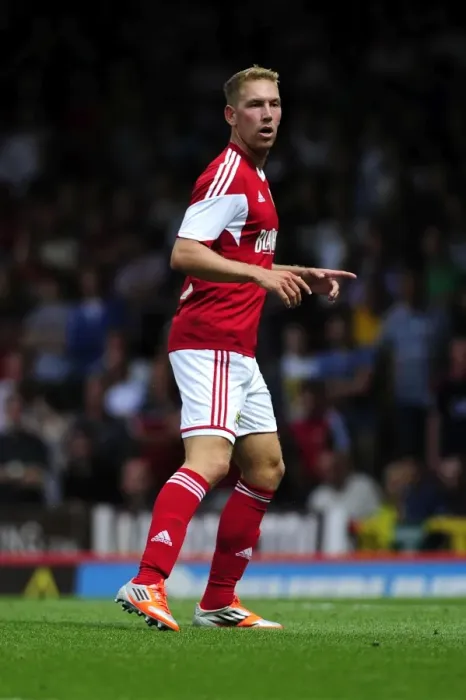 Framed Print : Scott Wagstaff in Action: Bristol City vs Bradford City, Sky Bet League One, 2013 Framed Print : Scott Wagstaff in Action: Bristol City vs Bradford City, Sky Bet League One, 2013