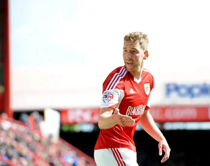 Framed Print : Scott Wagstaff in Action: Bristol City vs Crewe, Sky Bet League One, April 2014 Framed Print : Scott Wagstaff in Action: Bristol City vs Crewe, Sky Bet League One, April 2014