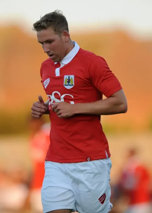 Framed Print : Scott Wagstaff in Action: Bristol City's Pre-Season Friendly at Woodspring Stadium (09.07.2014)
