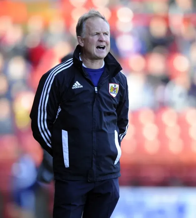 Framed Print : Sean O'Driscoll Leads Bristol City Against Oldham Athletic, Sky Bet League One, 2013 Framed Print : Sean O'Driscoll Leads Bristol City Against Oldham Athletic, Sky Bet League One, 2013