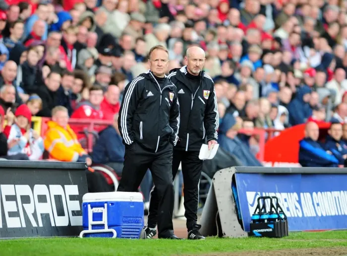Framed Print : Sean O'Driscoll and Richard Kelly of Bristol City at Charlton Athletic, Npower Championship (04 / 05 / 2013)