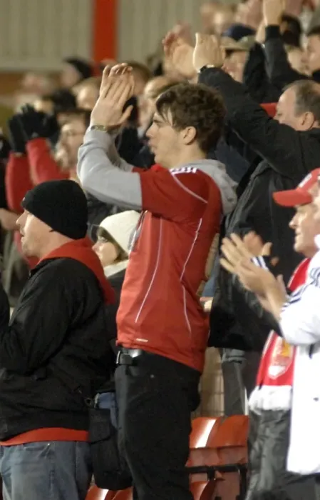 Framed Print : A Season to Remember: The Showdown - Bristol City vs. Portsmouth (2010-11)