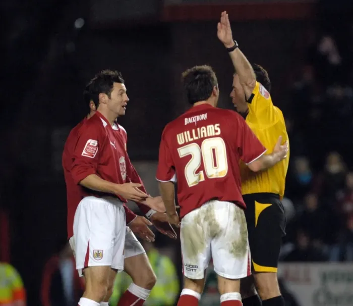 Framed Print : The Showdown: Bristol City vs Sheffield United - Season 08-09