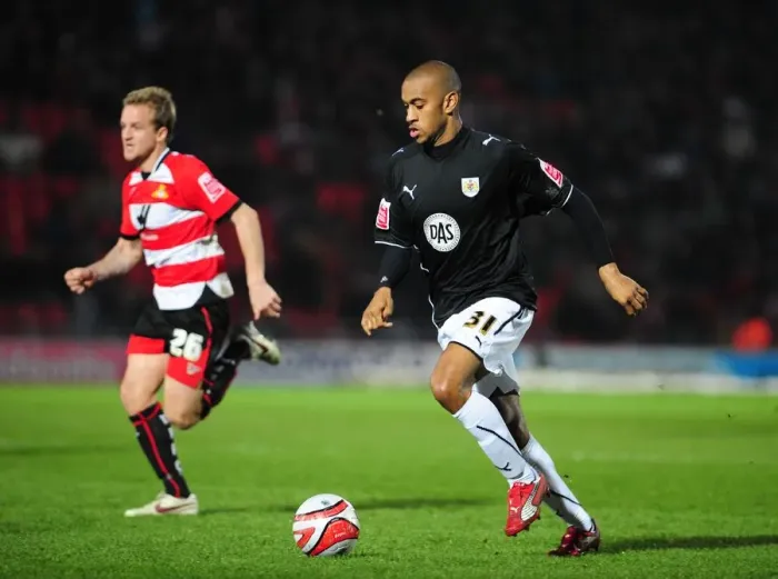 Framed Print : Showdown in Season 09-10: Doncaster Rovers vs. Bristol City