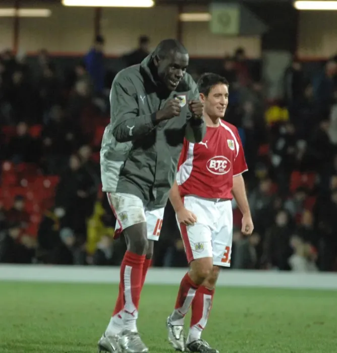 Framed Print : Showunmi in Action: Watford vs. Bristol City Framed Print : Showunmi in Action: Watford vs. Bristol City
