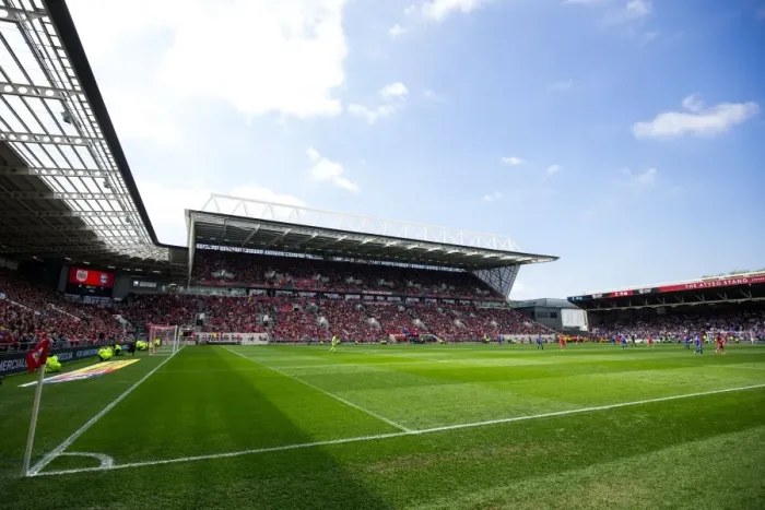 Framed Print : Sky Bet Championship Showdown: Bristol City vs Birmingham City at Ashton Gate Stadium Framed Print : Sky Bet Championship Showdown: Bristol City vs Birmingham City at Ashton Gate Stadium