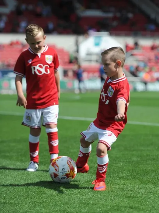 Framed Print : Sky Bet Championship Showdown: The Excited Bristol City Mascot at Ashton Gate