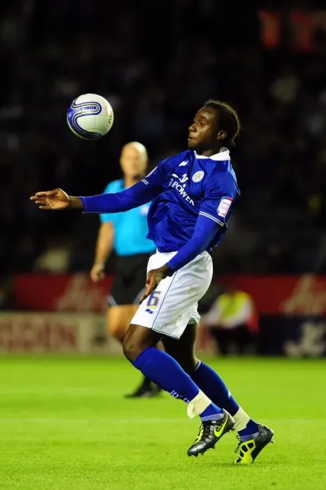 Framed Print : Souleymane Bamba of Leicester City vs. Bristol City in Championship Match at King Power Stadium (17-08-2011)