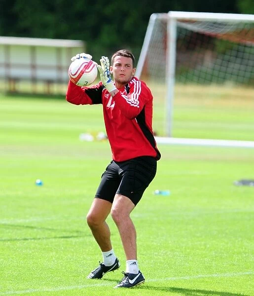 Stephen Henderson: Intense Focus during Pre-Season Training with Bristol City FC