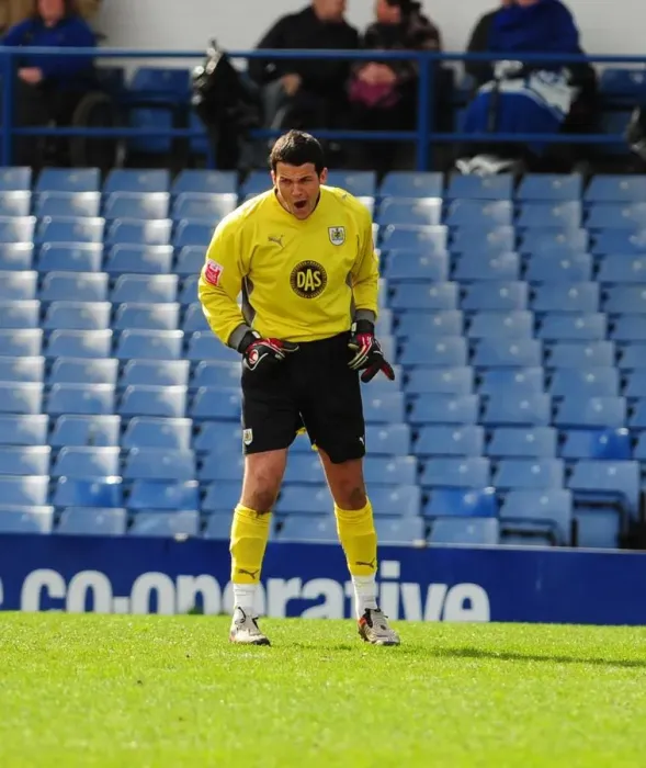 Framed Print : Stephen Henderson's Heroics: Saving the Day for Bristol City against Sheffield Wednesday in the Championship (05 / 04 / 2010)