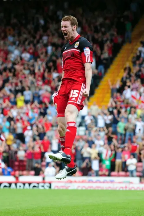 Framed Print : Stephen Pearson Scores First Goal for Bristol City against Cardiff in 2012 Championship Match Framed Print : Stephen Pearson Scores First Goal for Bristol City against Cardiff in 2012 Championship Match