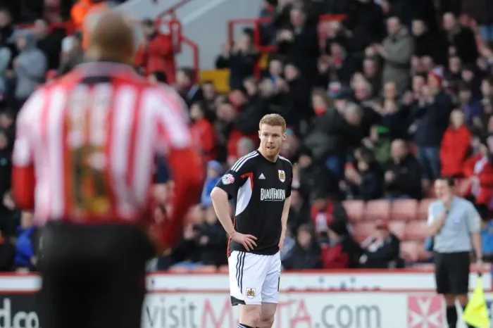 Framed Print : Stephen Pearson's Disappointment: Sheffield United vs. Bristol City, 2014 Framed Print : Stephen Pearson's Disappointment: Sheffield United vs. Bristol City, 2014