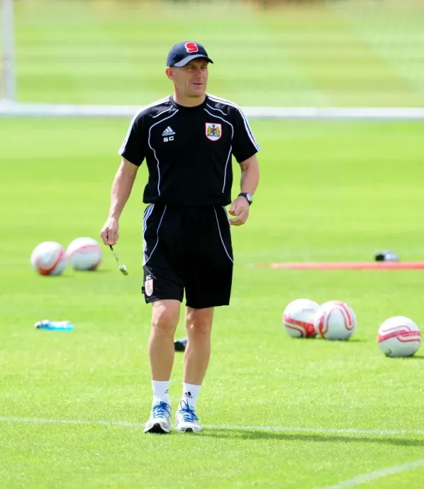 Framed Print : Steve Coppell: Dedicated Leadership at the Helm of Bristol City - Pre-Season Training