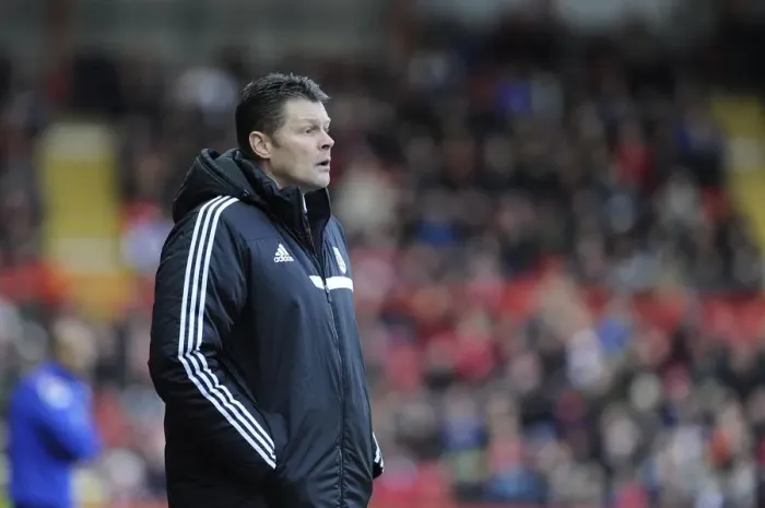 Framed Print : Steve Cotterill in Action: Bristol City Manager at Ashton Gate, December 2013 (Bristol City vs. Stevenage)