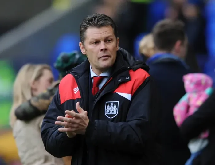 Framed Print : Steve Cotterill and Bristol City Face Off Against Bolton Wanderers in Sky Bet Championship Match at Macron Stadium (07 / 11 / 2015)