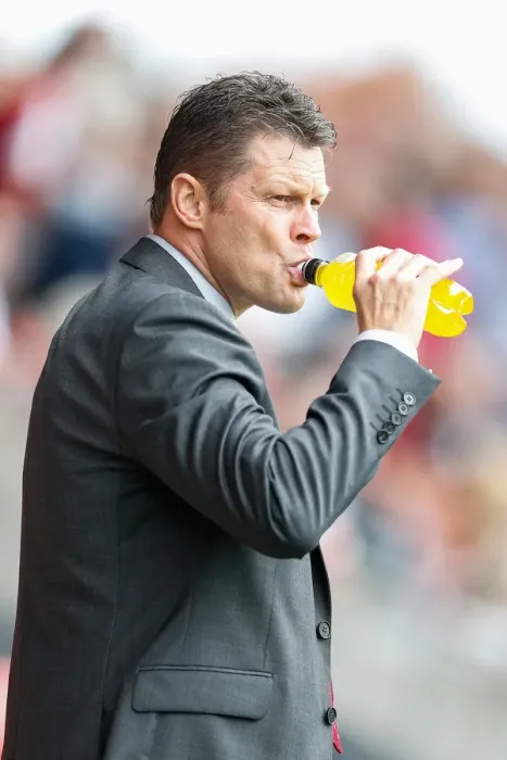 Framed Print : Steve Cotterill of Bristol City at Fleetwood Town Match, 2014 Framed Print : Steve Cotterill of Bristol City at Fleetwood Town Match, 2014