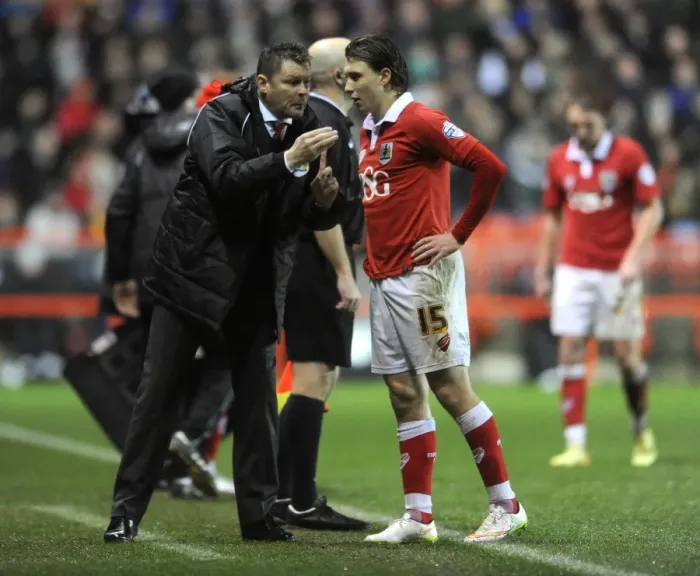 Framed Print : Steve Cotterill Conferes with Luke Freeman during Bristol City's Match against Yeovil Town, December 2014