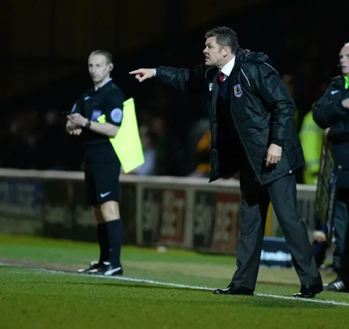 Framed Print : Steve Cotterill Gives Instructions: Bristol City FC at Huish Park Against Yeovil Town, Sky Bet League One Framed Print : Steve Cotterill Gives Instructions: Bristol City FC at Huish Park Against Yeovil Town, Sky Bet League One