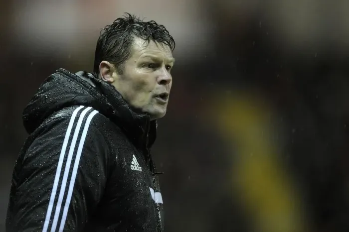 Framed Print : Steve Cotterill Leads Bristol City at Ashton Gate, February 4, 2014 - Football Match Framed Print : Steve Cotterill Leads Bristol City at Ashton Gate, February 4, 2014 - Football Match
