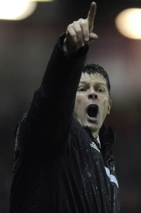 Framed Print : Steve Cotterill Leads Bristol City at Ashton Gate, February 4, 2014 - Football Match