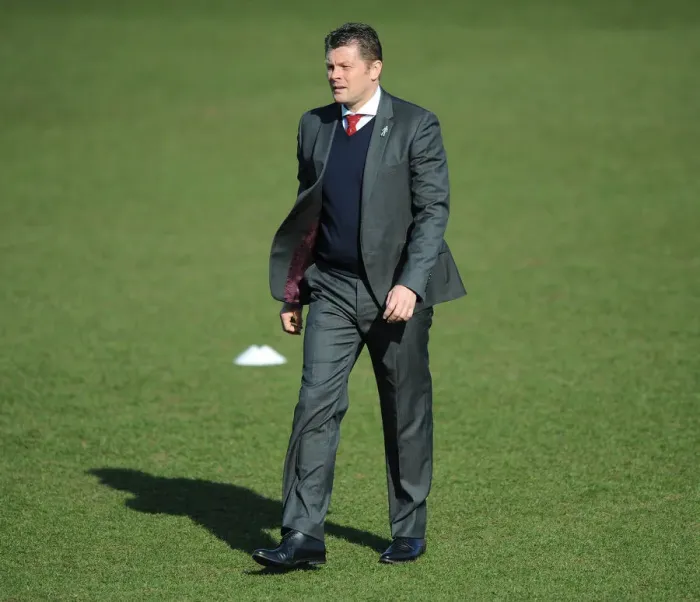 Framed Print : Steve Cotterill Leads Out Bristol City Against Crawley Town, Sky Bet League One (Mar 7, 2015) Framed Print : Steve Cotterill Leads Out Bristol City Against Crawley Town, Sky Bet League One (Mar 7, 2015)