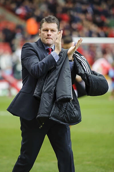 Steve Cotterill Leads Bristol City Against Gillingham in Sky Bet League One, March 2014