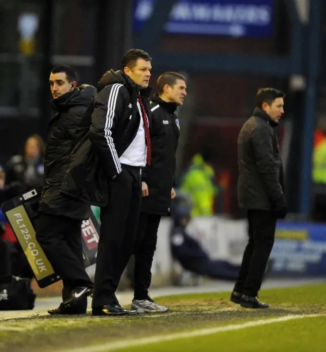 Framed Print : Steve Cotterill Leads Bristol City at Oldham Athletic, Sky Bet League One (February 8, 2014) Framed Print : Steve Cotterill Leads Bristol City at Oldham Athletic, Sky Bet League One (February 8, 2014)